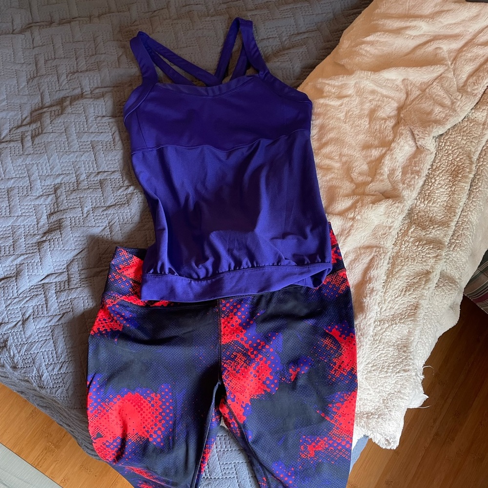 Athleta Top AND Crop Leggings!!